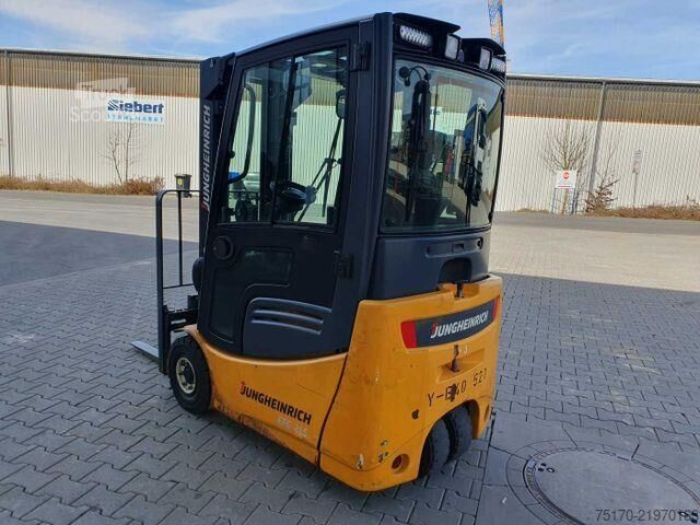 Carrello elevatore Jungheinrich EFG 215 / Triplex: 4.35m! / SS / nur 2.054h!