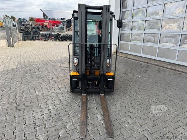 Carrello elevatore Jungheinrich EFG 215 / Triplex: 4.25m! / SS / nur 716h!