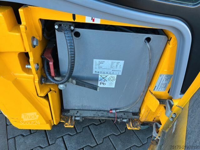Carrello elevatore Jungheinrich EFG 215 / Triplex: 4.25m! / SS / nur 995h! Waage