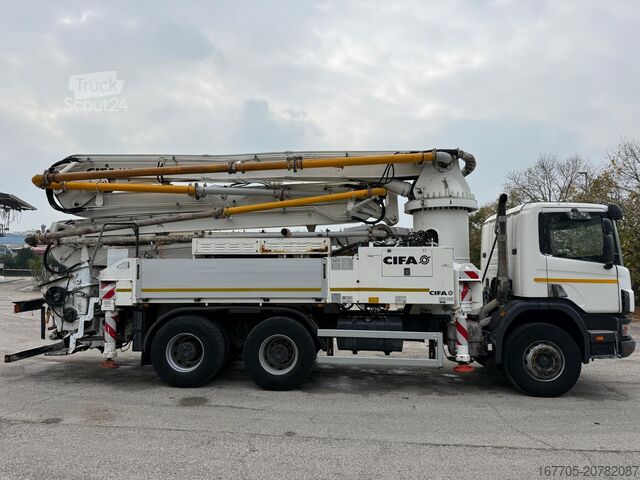 شاحنة مضخة خرسانة SCANIA P 114-380