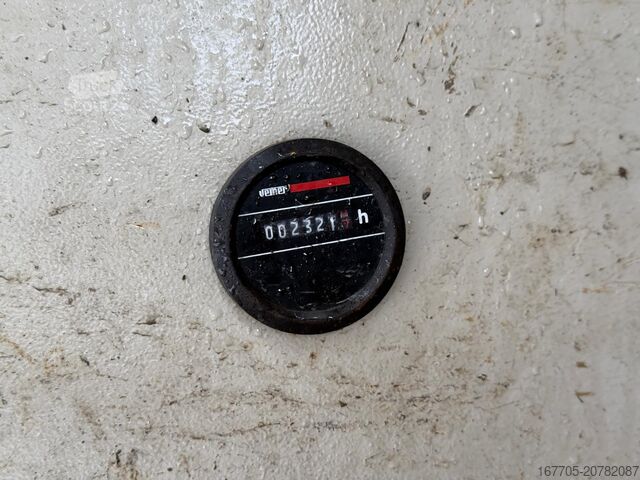 شاحنة مضخة خرسانة SCANIA P 114-380