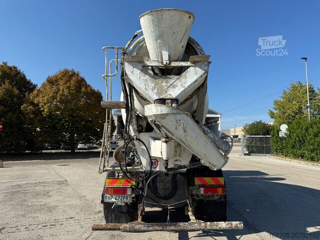 شاحنة خلاطة خرسانة SCANIA CV R 124 CB 8X4 HZ 420