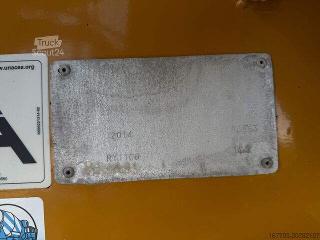 شاحنة خلاطة خرسانة Astra HD9 84.48