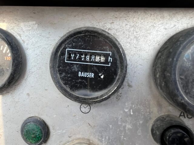 Avtomešalec betona Iveco Trakker 450