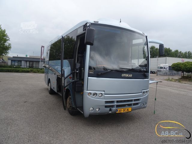 Diaľkový autobus OTOKAR Navigo, 29 Sitze, Euro 5