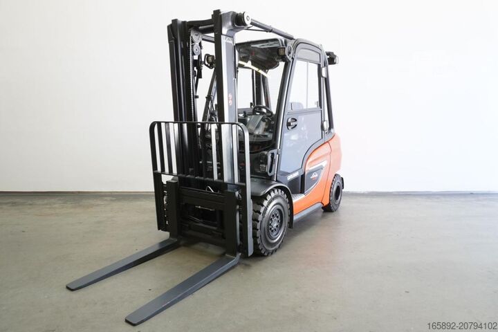 šakinis krautuvas Linde H 35 D 1202