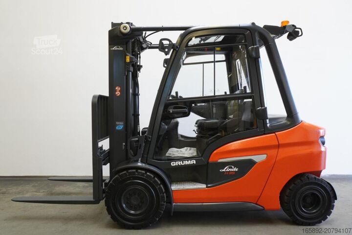 šakinis krautuvas Linde H 35 D 1202