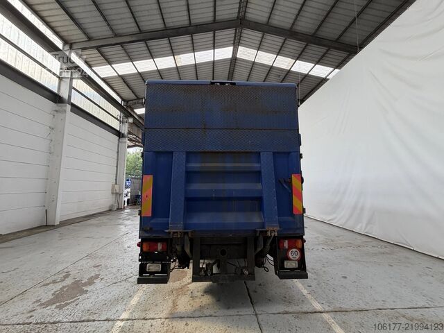 Transporte refrigerado/congelado Volvo FL 220  121651 km airco