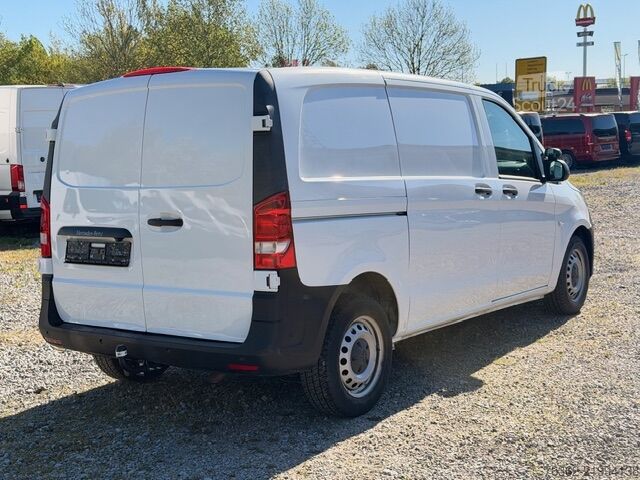 Panelová dodávka Mercedes-Benz Vito114 Komp AHK/Kamera+PDC/Klima/Temp