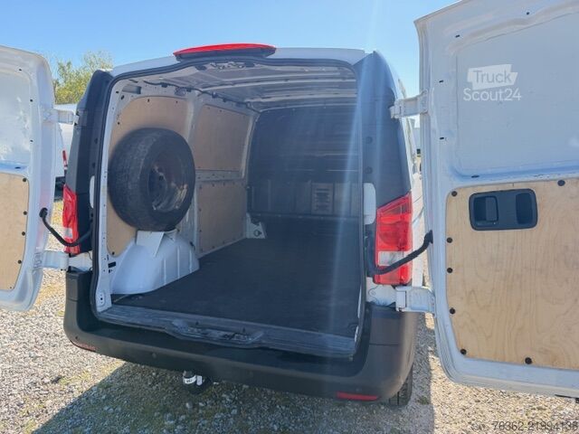 Panelová dodávka Mercedes-Benz Vito114 Komp AHK/Kamera+PDC/Klima/Temp