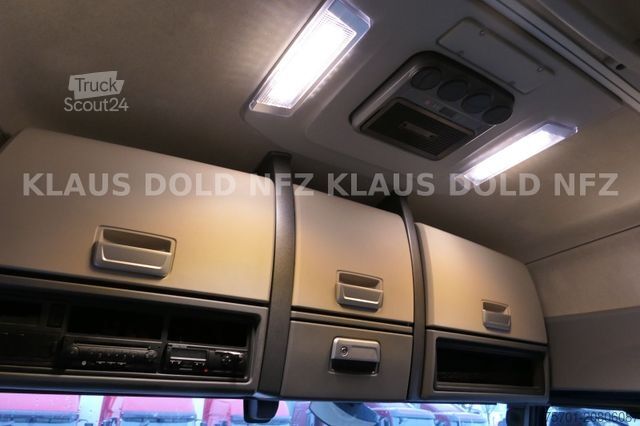 Tractor estándar RENAULT T 460 Retarder XL-Tank Standklima Euro 6