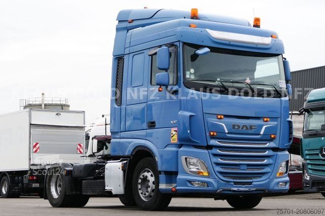 Tractor estándar DAF XF 530 Retarder XL-Tank Standklima Euro 6