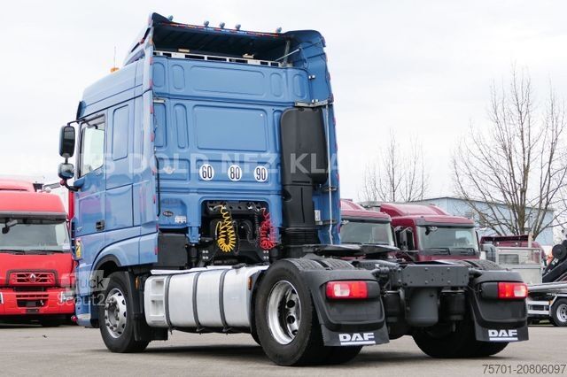 Tractor estándar DAF XF 530 Retarder XL-Tank Standklima Euro 6