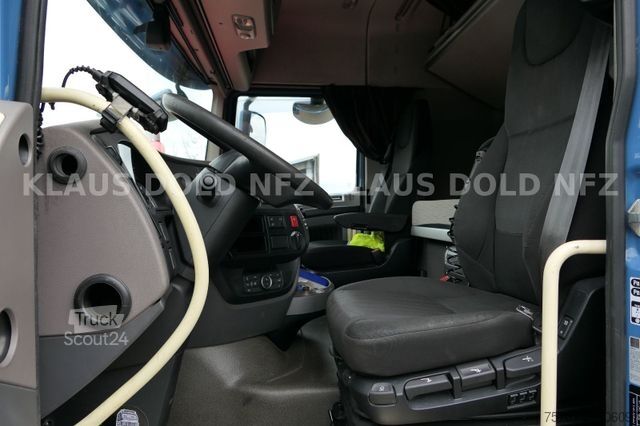 Tractor estándar DAF XF 530 Retarder XL-Tank Standklima Euro 6