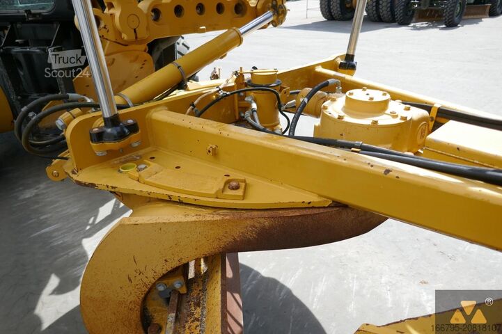 Grader Caterpillar 12M3