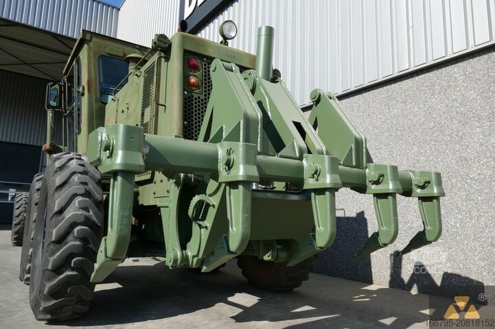 Greyder Caterpillar 130G Ex-army