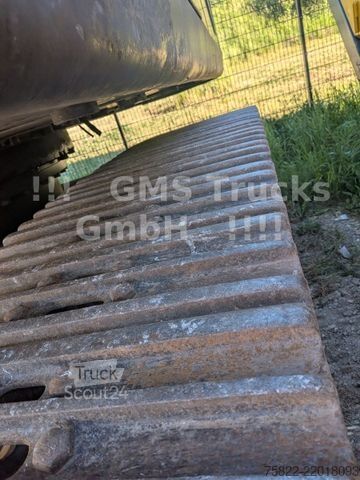 Pásový bagr VOLVO EC 220 / SW + 2 Löffel
