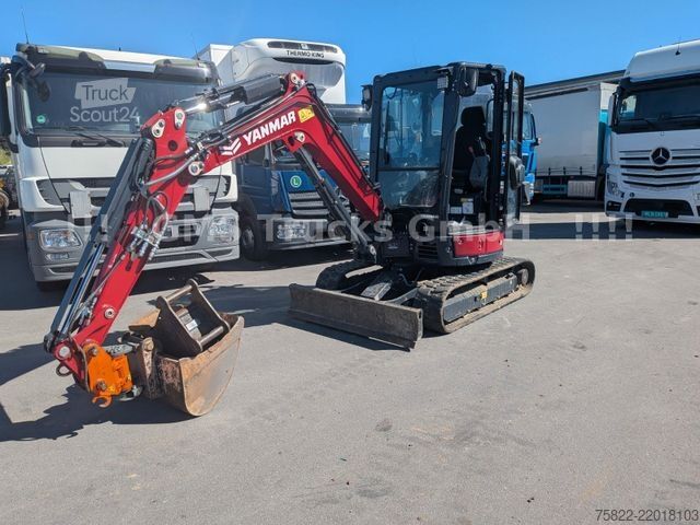 Minibagr YANMAR VIO 33 - 6 / POWERTILT / 3 Löffel / D-Maschine