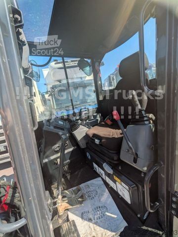 Minibagr YANMAR VIO 33 - 6 / POWERTILT / 3 Löffel / D-Maschine