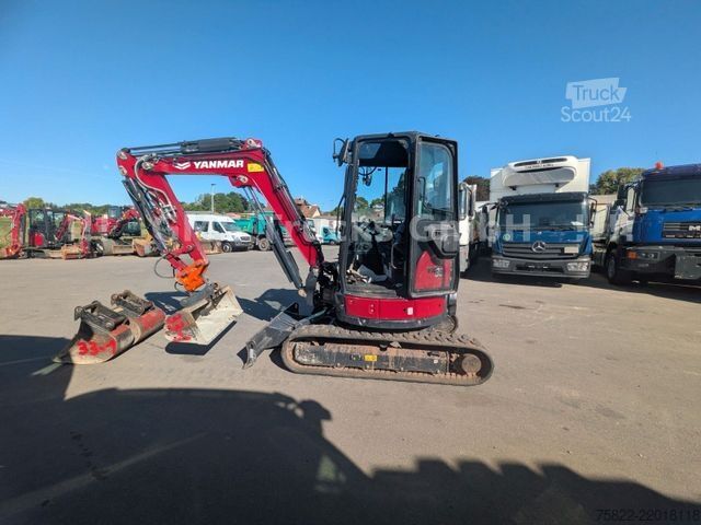 Minibagr YANMAR VIO 33 - 6 / POWERTILT / 3 Löffel / D-Maschine