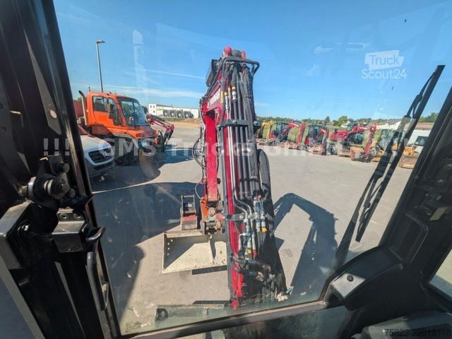 Minibagr YANMAR VIO 33 - 6 / POWERTILT / 3 Löffel / D-Maschine