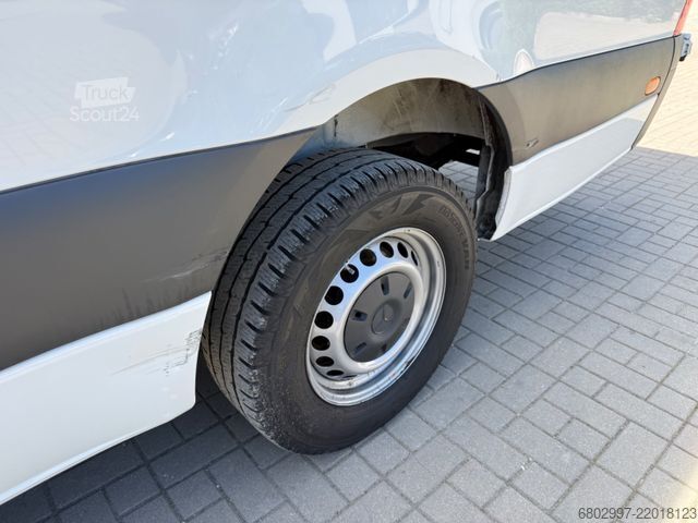 Fourgon tôlé MERCEDES-BENZ Sprinter 317 CDI Maxi/Klima/LED/Navi/Kamera/MBUX