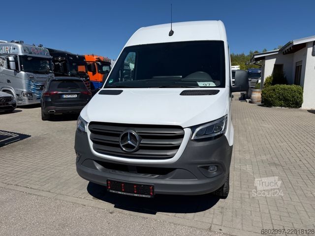 Fourgon tôlé MERCEDES-BENZ Sprinter 317 CDI Maxi/Klima/LED/Navi/Kamera/MBUX