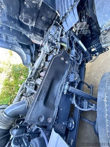 Camion ribaltabile trilaterale MAN 26.460 Kipper