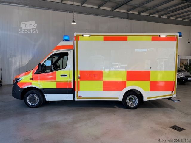 Camion de pompiers MERCEDES-BENZ Sprinter II 519 RTW/KTW KOFFER*RETTUNGSFAHRZEUG*