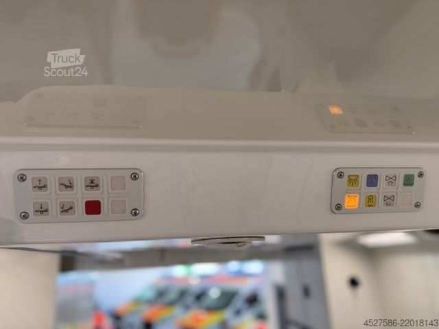 Camion de pompiers MERCEDES-BENZ Sprinter II 519 RTW/KTW KOFFER*RETTUNGSFAHRZEUG*