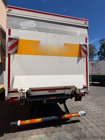 LKW mit Getränkeaufbau VOLVO FH500/LBW/AHK/Lift-Achse/aus.1Hand/Top-Zustand