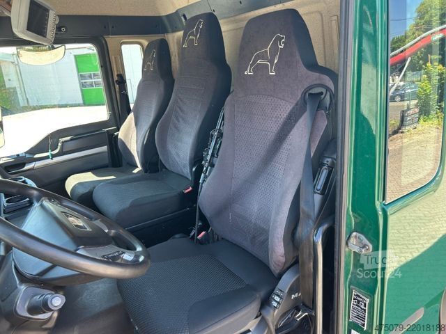 Camion à ordures MAN TGS 26.320 / 6x2 / Faun Variopress 527