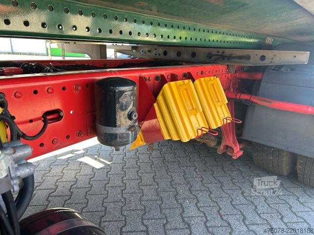 Camion à ordures MAN TGS 26.320 / 6x2 / Faun Variopress 527