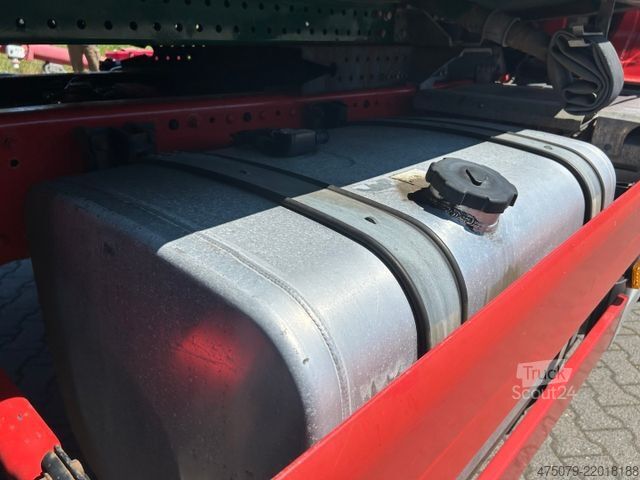 Camion à ordures MAN TGS 26.320 / 6x2 / Faun Variopress 527