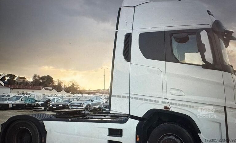 Standard road tractor semi-trailer FORD F-MAX