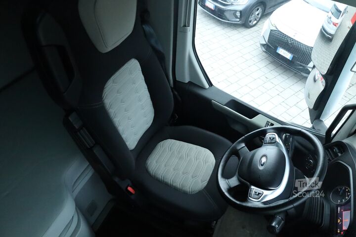 Standard road tractor semi-trailer FORD F-MAX