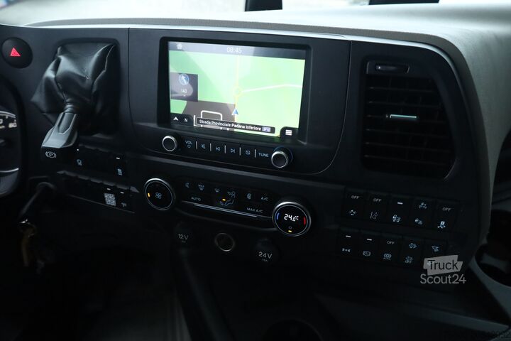 Standard road tractor semi-trailer FORD F-MAX