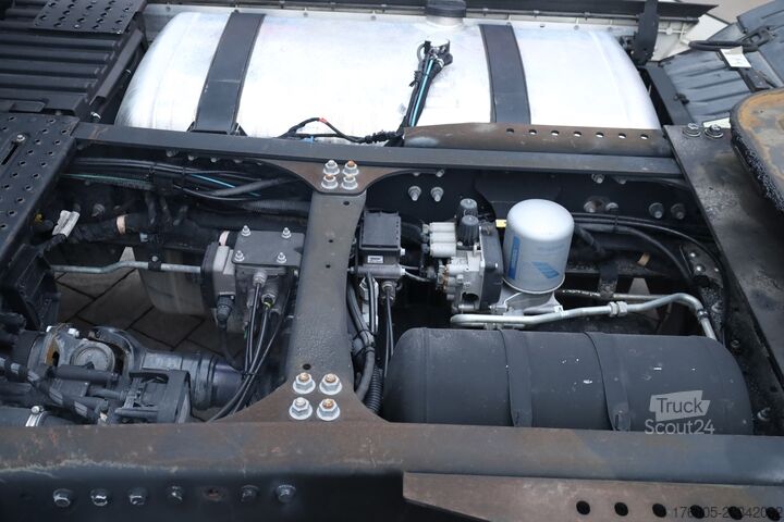 Standard road tractor semi-trailer FORD F-MAX