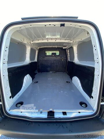 Compacte bestelwagen Toyota PROACE CITY