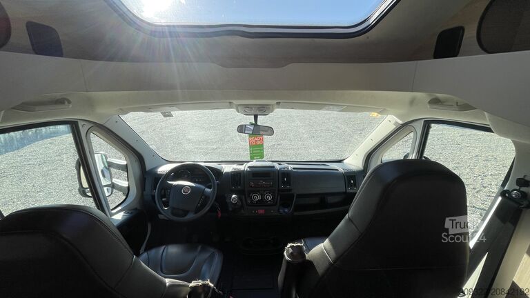 Half-integraal camper Fiat Ducato Carasuite 650 MF 5 | 5 Posti Letto | Semintegrato