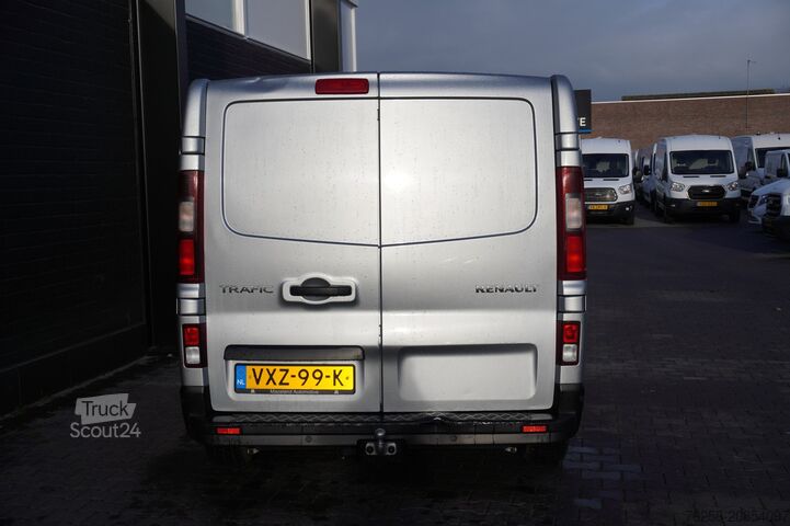 Bestelwagen Renault Trafic 2.0 dCi 110PK L2 EURO 6 - Airco - Cruise...