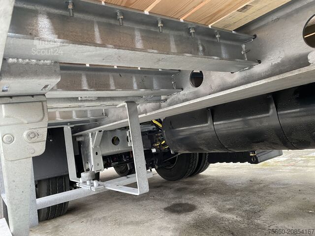 Low loader trailer Möslein T 3-P9,2 OR  3 Achs Tieflader gerader Ladefläche 9 m, Neufahrzeug