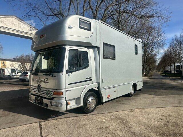 Μεταφορέας ζώων Mercedes-Benz Atego 818 Böckmann 2-3 Pferde