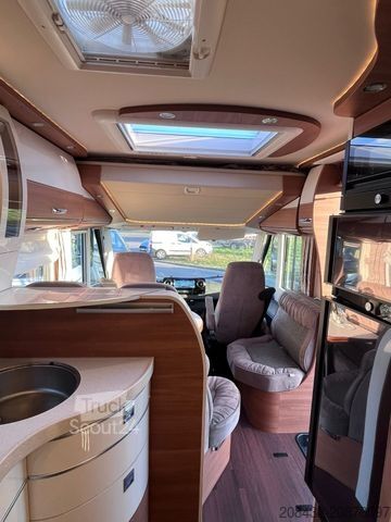 Kamper zintegrowany CARTHAGO chic c-line I 4.9 LE L (MB) - mit Hubbett