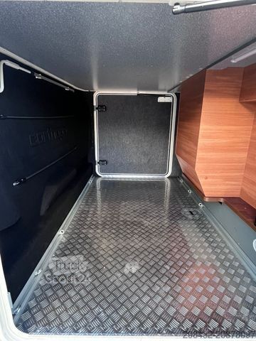 Kamper zintegrowany CARTHAGO chic c-line I 4.9 LE L (MB) - mit Hubbett