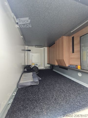 Kamper zintegrowany CARTHAGO c-compactline I 141 LE HEAVY - Automatik