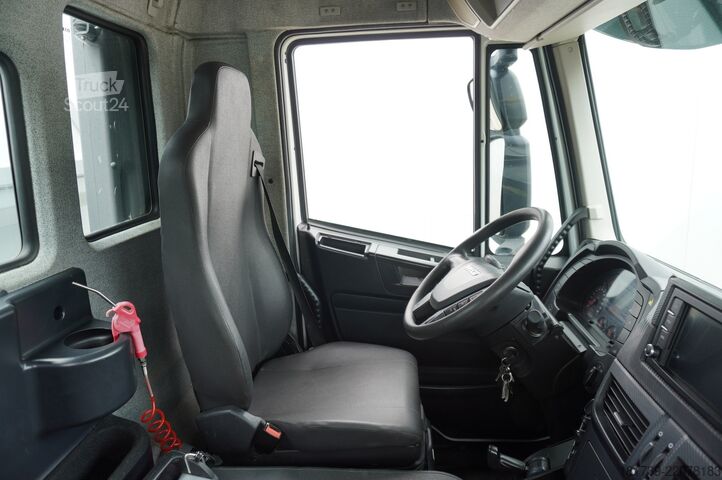 Platformă cu macara Iveco Stralis 310 E6 / 120 tho.km! / crane 15m