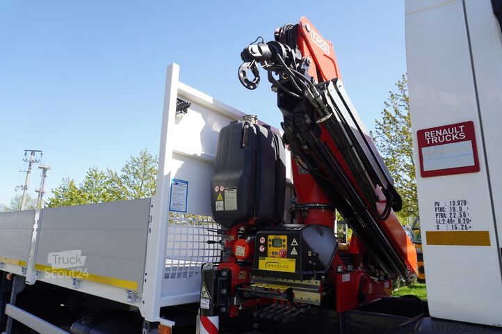 Platforma z žerjavom Renault C280 DTI 8/ FASSI crane F135a.22 /15EPAL