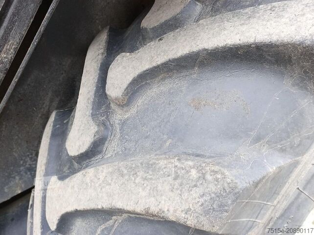 Traktor Belarus MTS 820