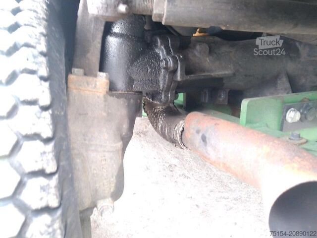 Mowing machine John Deere 1585 TerrainCut